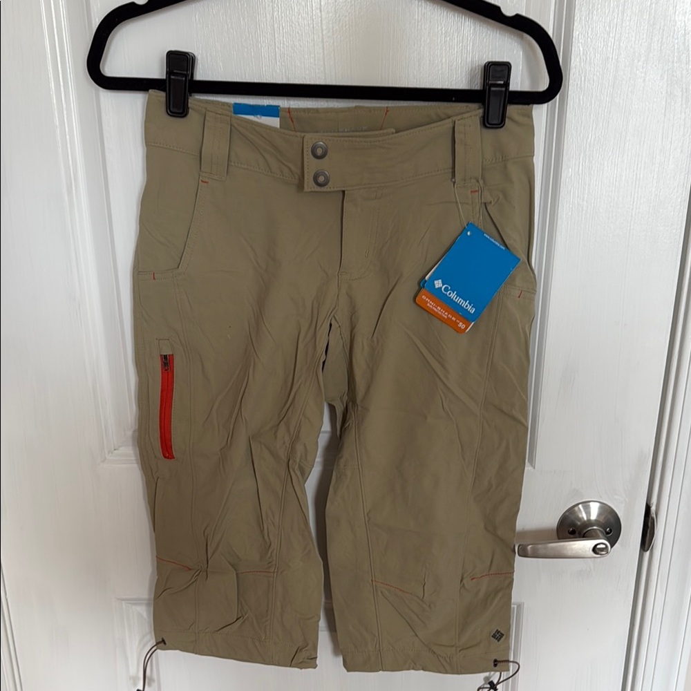Columbia Women's Tan Shorts